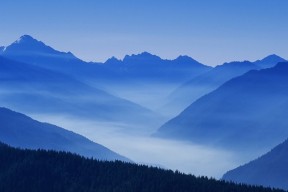 世界篮球教练员战术讲座系列：防守系统专题报道，篮球教练布置战术