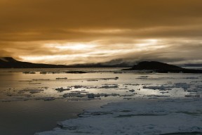 2026世界杯末轮默契球与打平出线概率模型：用数学数据揭秘爆冷真相
